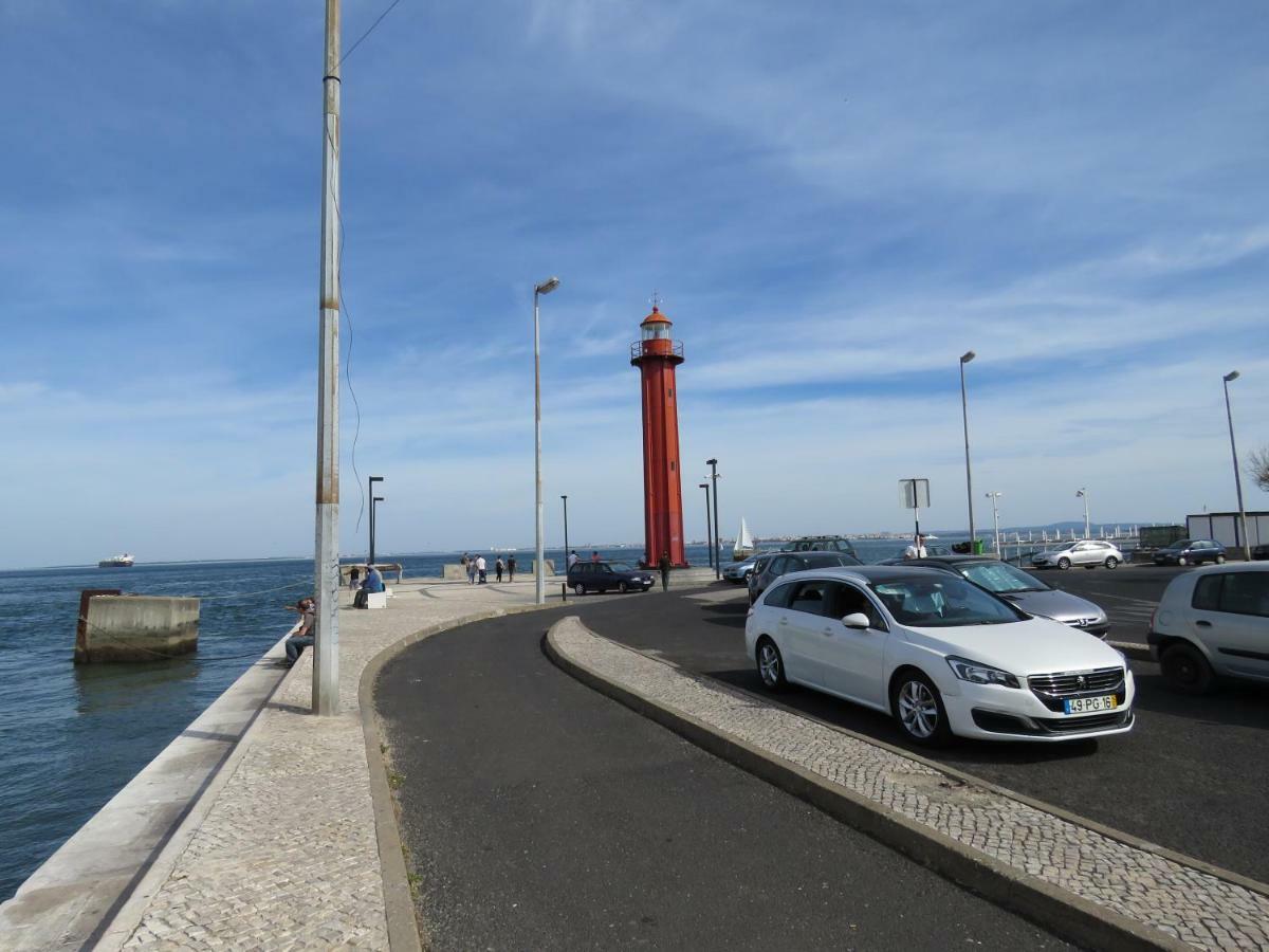 Tejo House River Lisbon Almada Extérieur photo