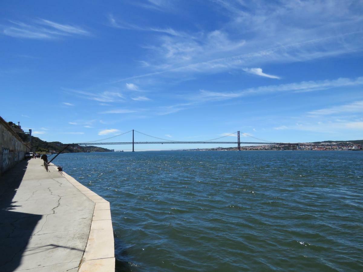 Tejo House River Lisbon Almada Extérieur photo