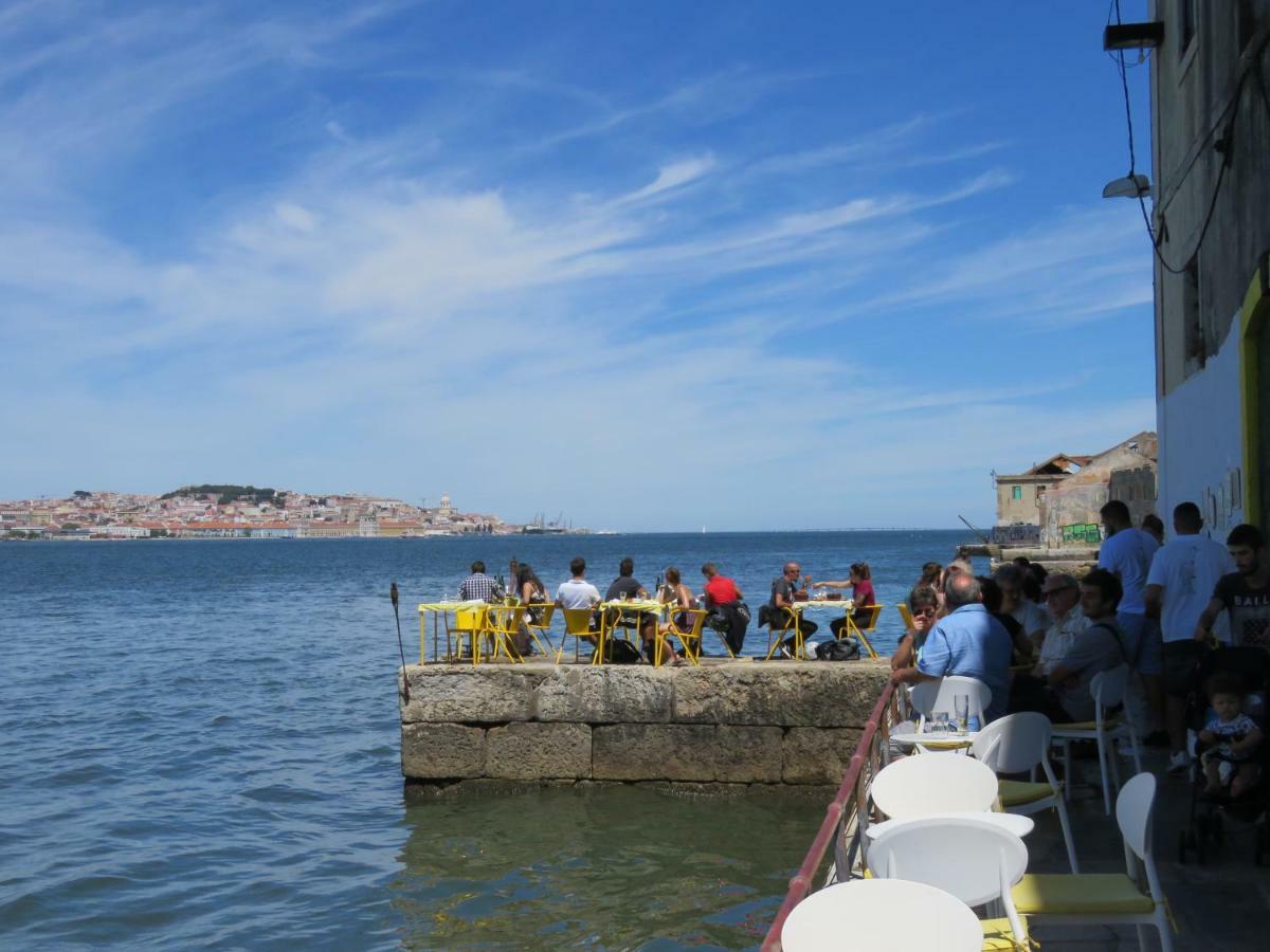 Tejo House River Lisbon Almada Extérieur photo