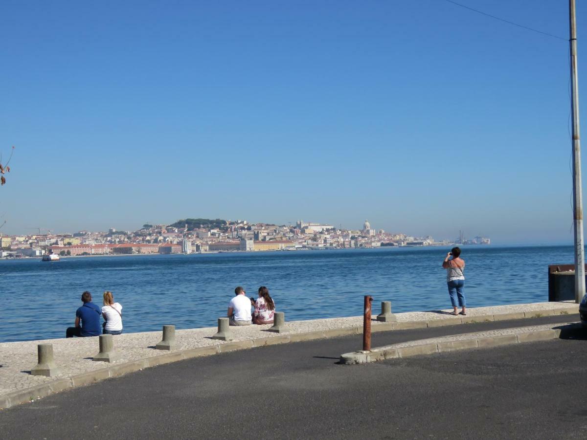 Tejo House River Lisbon Almada Extérieur photo